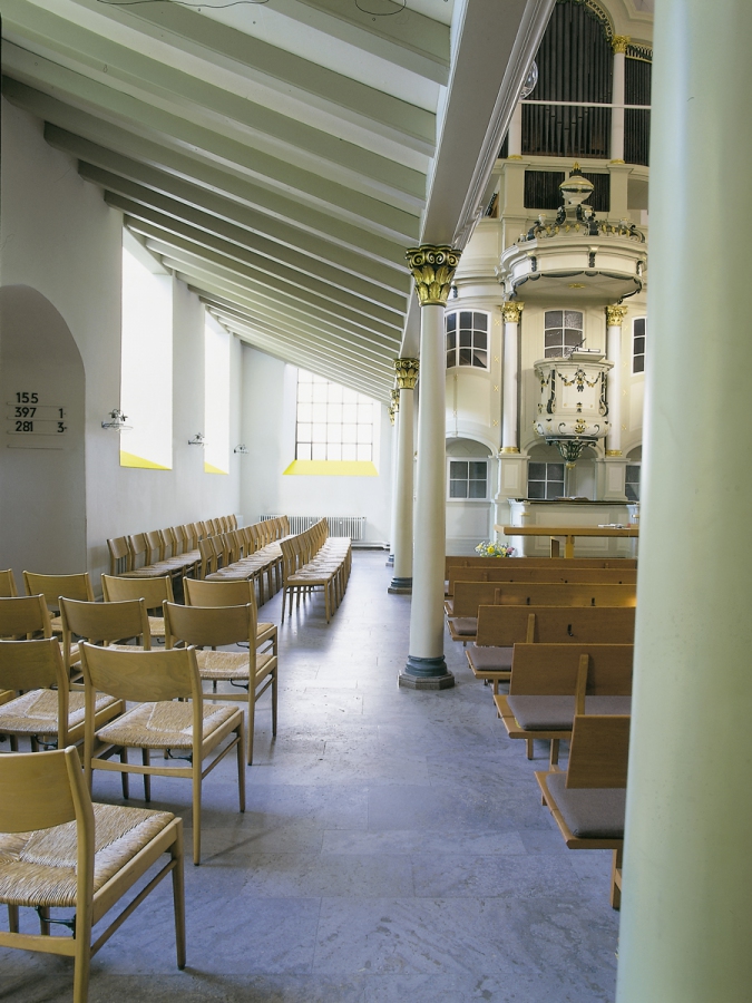 Raymund Kaiser, Farbrauminstallation , Ev.-ref. Kirche Radevormwald, 1998